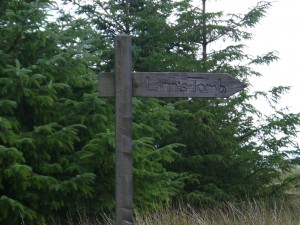 Linn's Tomb sign